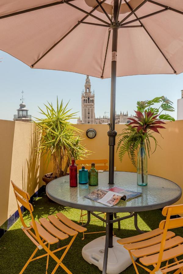 Green-Apartments Giralda Views Севілья Екстер'єр фото